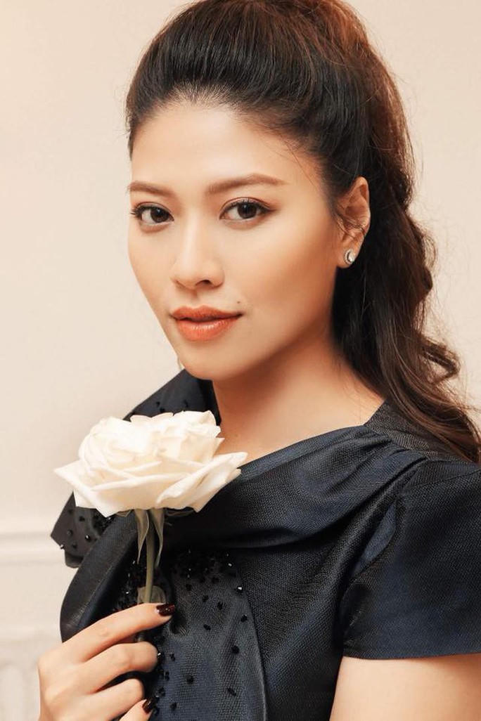 BTV Ngọc Trinh gây chú ý trước xác nhận lương ở VTV chỉ 20 triệu đồng của MC Thu Uyên - Ảnh 12. BTV Ngọc Trinh gây chú ý trước xác nhận lương ở VTV chỉ 20 triệu đồng của MC Thu Uyên - Ảnh 12.