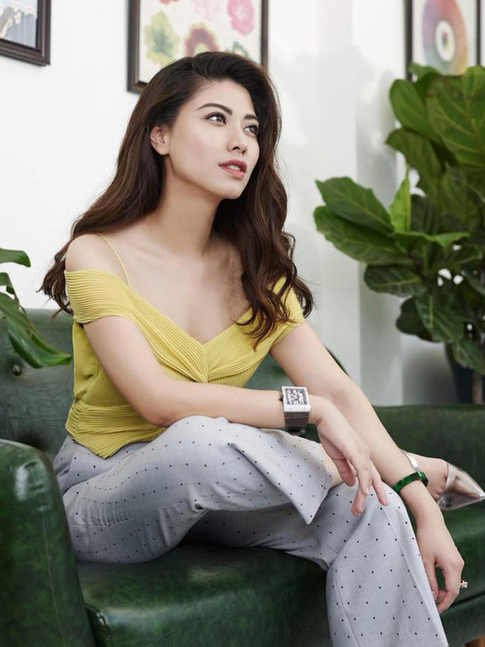 BTV Ngọc Trinh gây chú ý trước xác nhận lương ở VTV chỉ 20 triệu đồng của MC Thu Uyên - Ảnh 7. BTV Ngọc Trinh gây chú ý trước xác nhận lương ở VTV chỉ 20 triệu đồng của MC Thu Uyên - Ảnh 7.