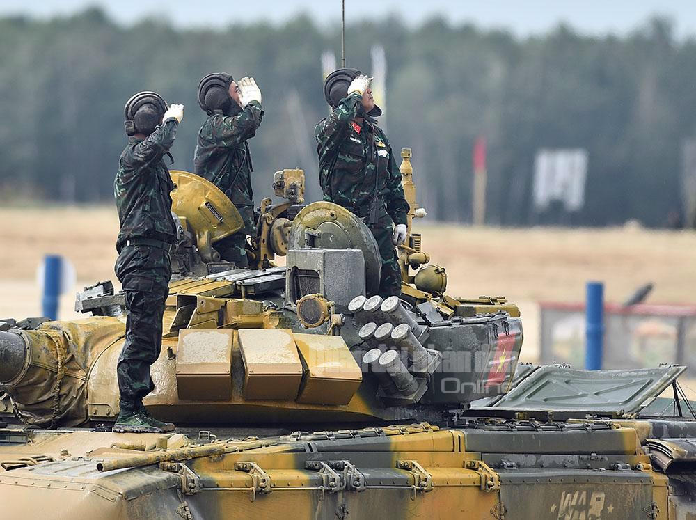 Việt Nam vô địch chung kết bảng 2 cuộc thi “Xe tăng hành tiến"