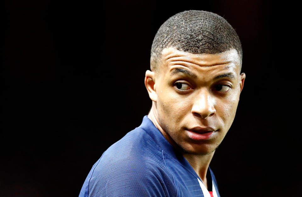 Mbappe tuyên bố sốc rời PSG, MU và Real Madrid vẫy gọi