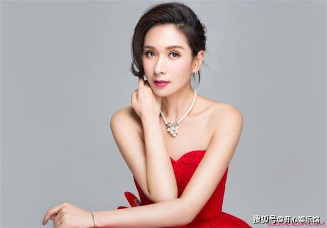 Vụ đánh ghen huyền thoại Cbiz: Hoa hậu châu Á đẹp nhất lịch sử bị chính thất tát tới tấp, thân bại danh liệt và sự thật sáng tỏ sau 5 năm - Ảnh 6.