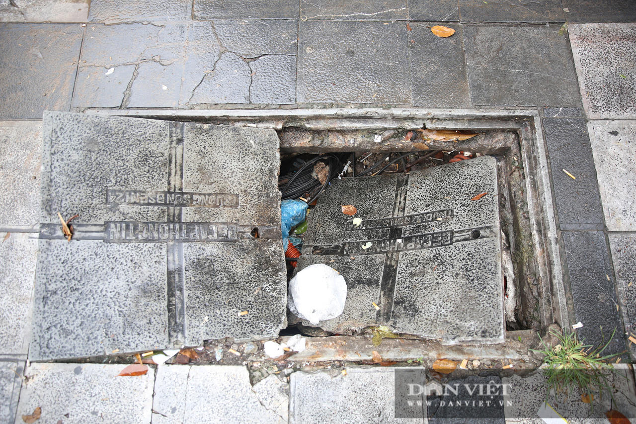Hà Nội: Xuất hiện nhiều nắp cống, hố ga hư hỏng, mất nắp - Ảnh 3.