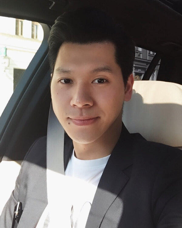 Hai thí sinh Hoa hậu Việt Nam bị đồn hẹn hò thiếu gia nổi tiếng