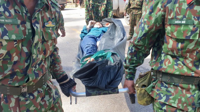 Sạt lở Trà Leng: “Nổ một tiếng lớn rồi bị vùi lấp hết luôn!” - 2