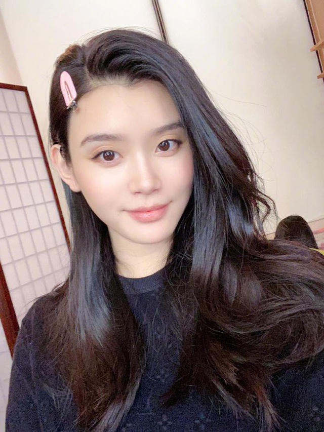 Vợ chồng siêu mẫu áo tắm Hề Mộng Dao chiến tranh lạnh - 5