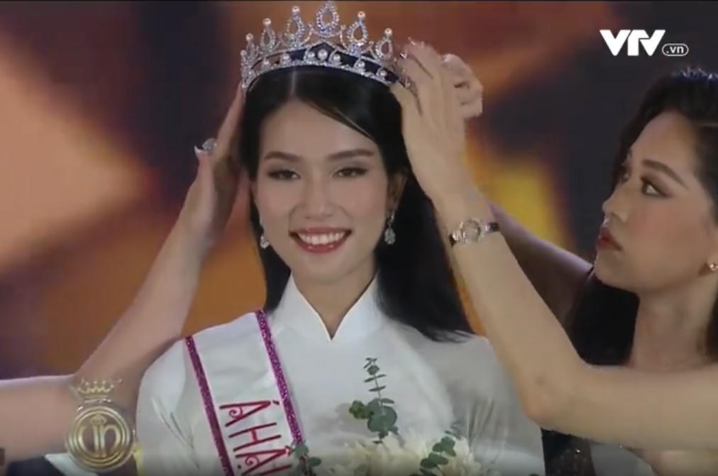 Đỗ Thị Hà giành vương miện Hoa hậu Việt Nam 2020