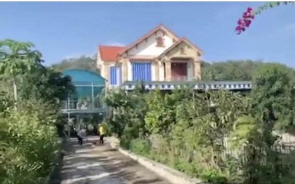 Lộ cơ ngơi hoành tráng ở quê của Hoa hậu Đỗ Thị Hà sau ảnh 'cô gái nông dân' gây sốt