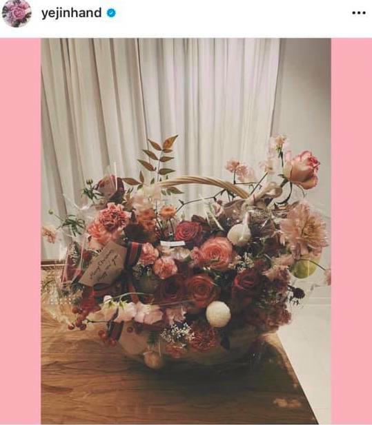 Son Ye Jin - Hyun Bin: Từ bạn diễn ăn ý 'Hạ cánh nơi anh' đến tình nhân