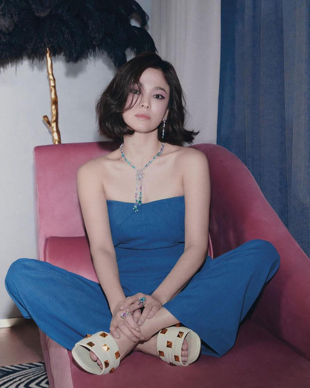 Câu trả lời thẳng thừng của Song Hye Kyo về tin đồn ngoại tình khiến Song Joong Ki đệ đơn ly hôn - Ảnh 2. Câu trả lời thẳng thừng của Song Hye Kyo về tin đồn ngoại tình khiến Song Joong Ki đệ đơn ly hôn - Ảnh 2.