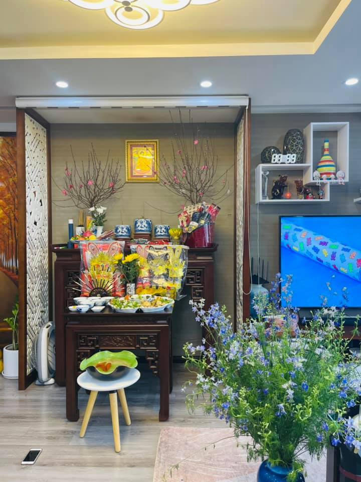 Mâm cỗ cúng Táo Quân của Công Lý, Tự Long, Hoàng Trang VTV