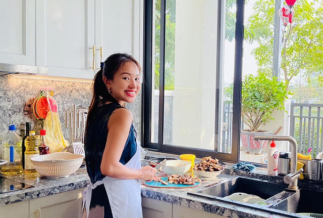 Vân Hugo lần đầu tiết lộ về con riêng của chồng sắp cưới - 3