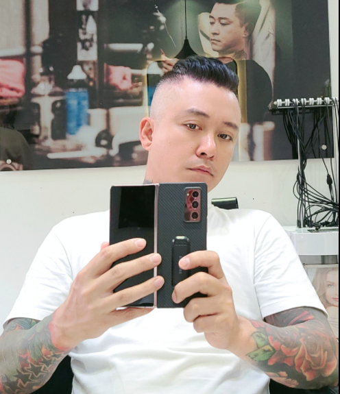 Lời chúc mừng 8/3 cực "chất", khéo "nịnh" vợ của loạt sao Việt: Xuân Bắc, Ưng Hoàng Phúc... - Ảnh 2. Lời chúc mừng 8/3 cực "chất", khéo "nịnh" vợ của loạt sao Việt: Xuân Bắc, Ưng Hoàng Phúc... - Ảnh 2.