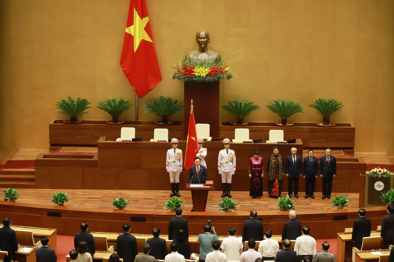 Toàn cảnh tân Chủ tịch Quốc hội tuyên thệ nhậm chức, điều hành phiên họp