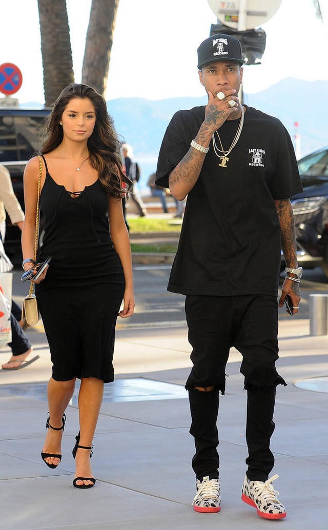 Rapper gốc Việt ra phố cùng bồ mới bốc lửa - 9