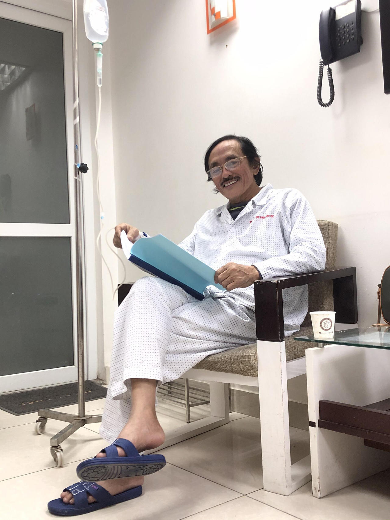 Cuộc sống sau khi phát hiện ung thư hạ họng của nghệ sĩ Giang Còi ra sao? ảnh 1