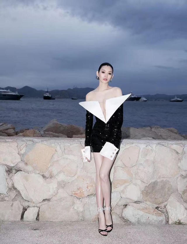 Cuộc sống làm dâu tỷ phú của siêu mẫu Hề Mộng Dao có đẹp như mơ? - 10