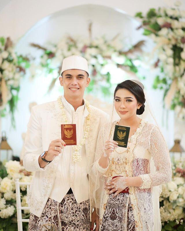 Bóng hồng nắm giữ trái tim thủ môn 'soái ca' của Indonesia