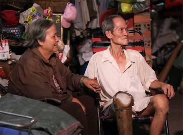 Chuyện tình vợ chồng U80 quen nhau từ lúc 5 tuổi