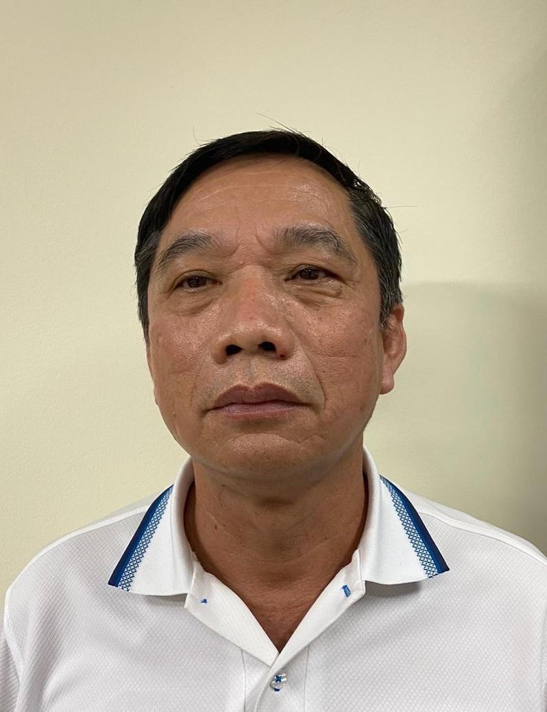 Bắt tạm giam Phó Chủ tịch tỉnh và Chánh thanh tra tỉnh Bình Dương