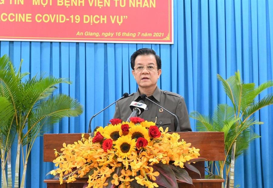 Bệnh viện tư nhân thông báo tiêm vắc xin dịch vụ là vô cùng nguy hiểm