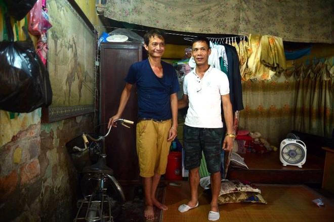 Cái kết đẹp cho câu chuyện người đàn ông đỡ cứu bé gái rơi từ tầng 2