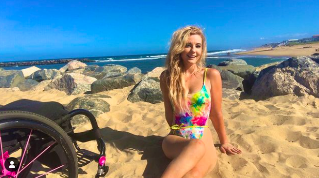 Nhan sắc quyến rũ "đốn tim" của mỹ nhân ngồi xe lăn suốt 16 năm vừa đoạt giải Á hậu 2 tại Mỹ - Ảnh 9.