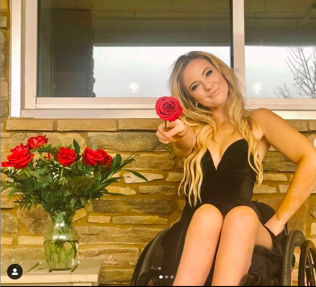 Nhan sắc quyến rũ "đốn tim" của mỹ nhân ngồi xe lăn suốt 16 năm vừa đoạt giải Á hậu 2 tại Mỹ - Ảnh 13.