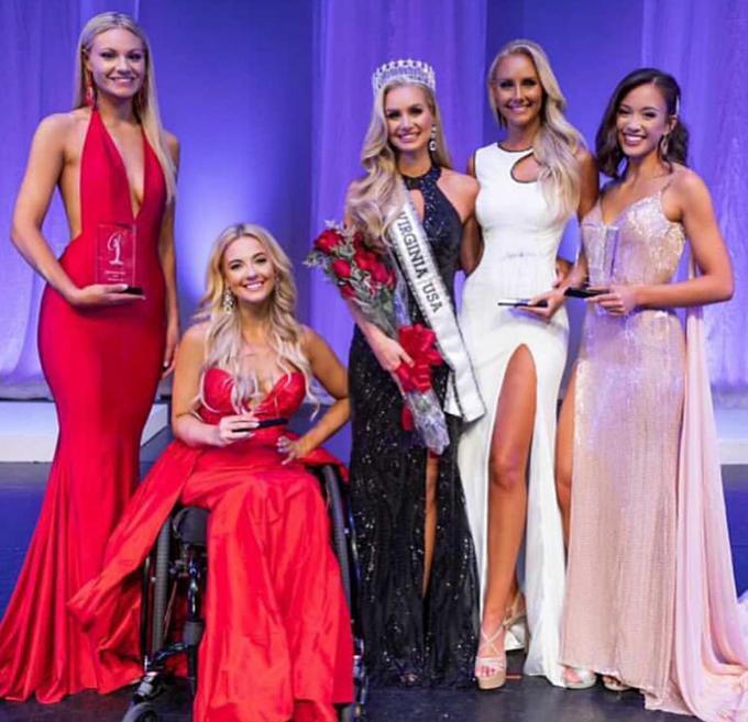 Nhan sắc 'đốn tim' của mỹ nhân ngồi xe lăn vừa đoạt giải Á hậu tại Mỹ