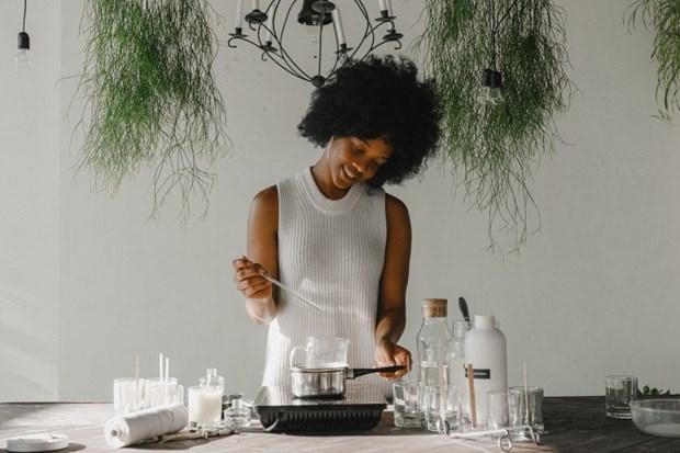 Thú vị cách 'tự làm mình vui' trong những ngày giãn cách xã hội 