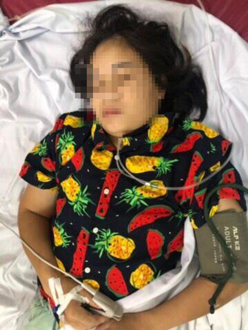 Hai phụ nữ bị sét đánh thoát chết khi đi cào vạng trên bãi biển