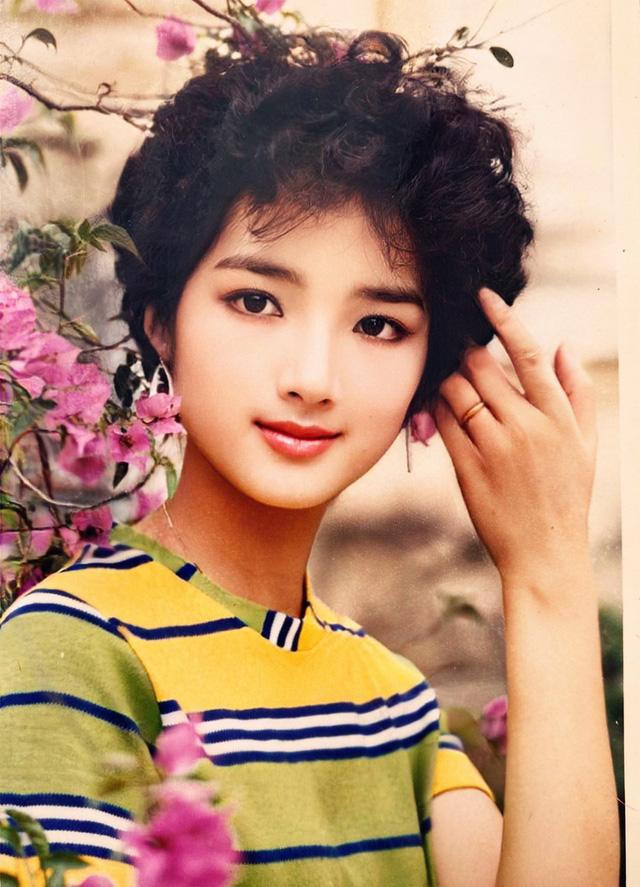 Nhan sắc vạn người mê của Hoa hậu Đền Hùng - Giáng My gần 30 năm trước - Ảnh 10.