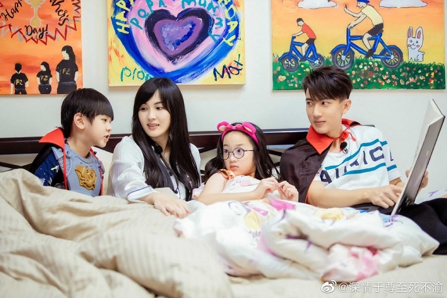 Mỹ nam châu Á phản ứng thế nào khi bị tố bí mật lấy vợ, có con?