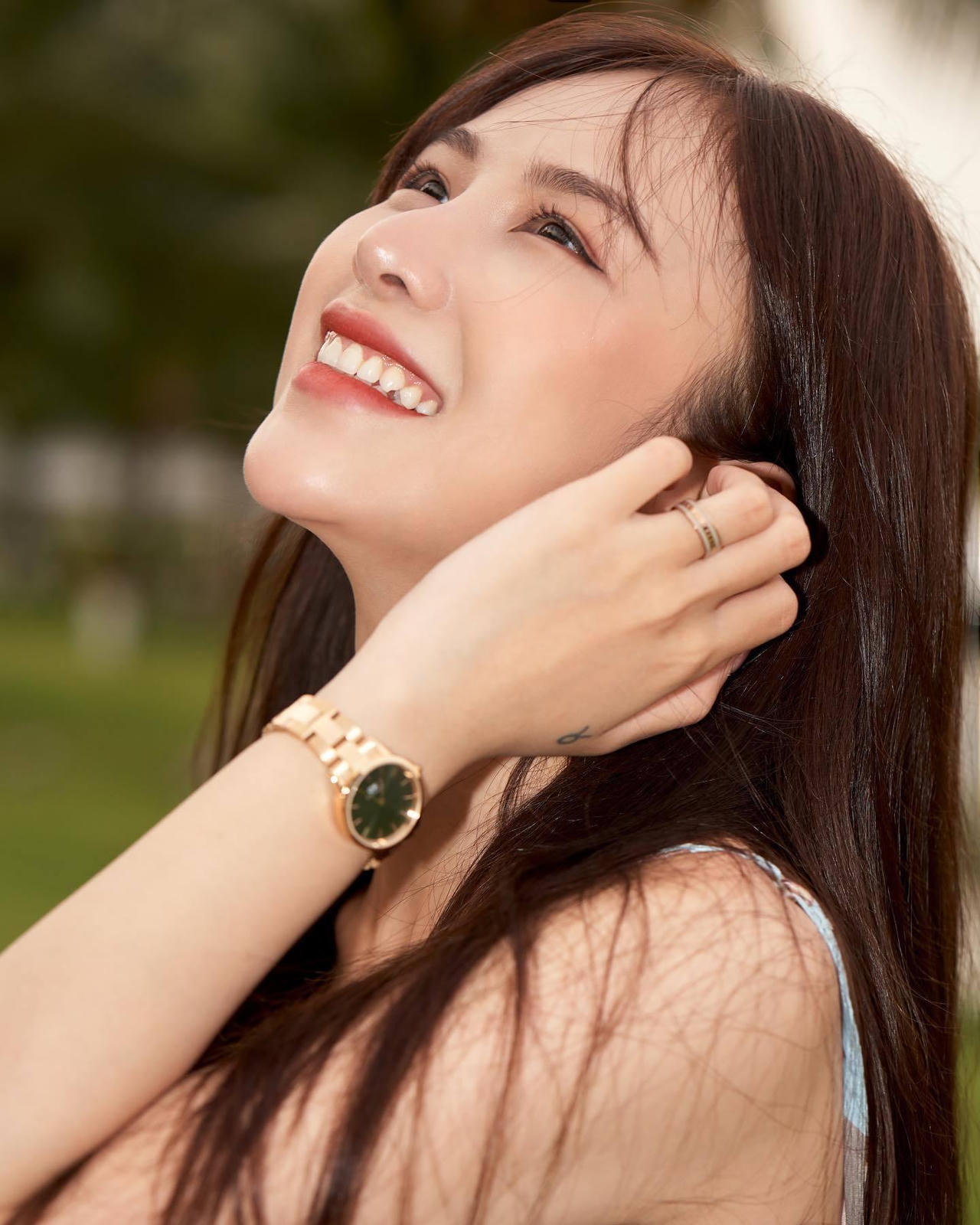 Ngỡ ngàng nhan sắc con gái 25 tuổi của NSND Trần Nhượng