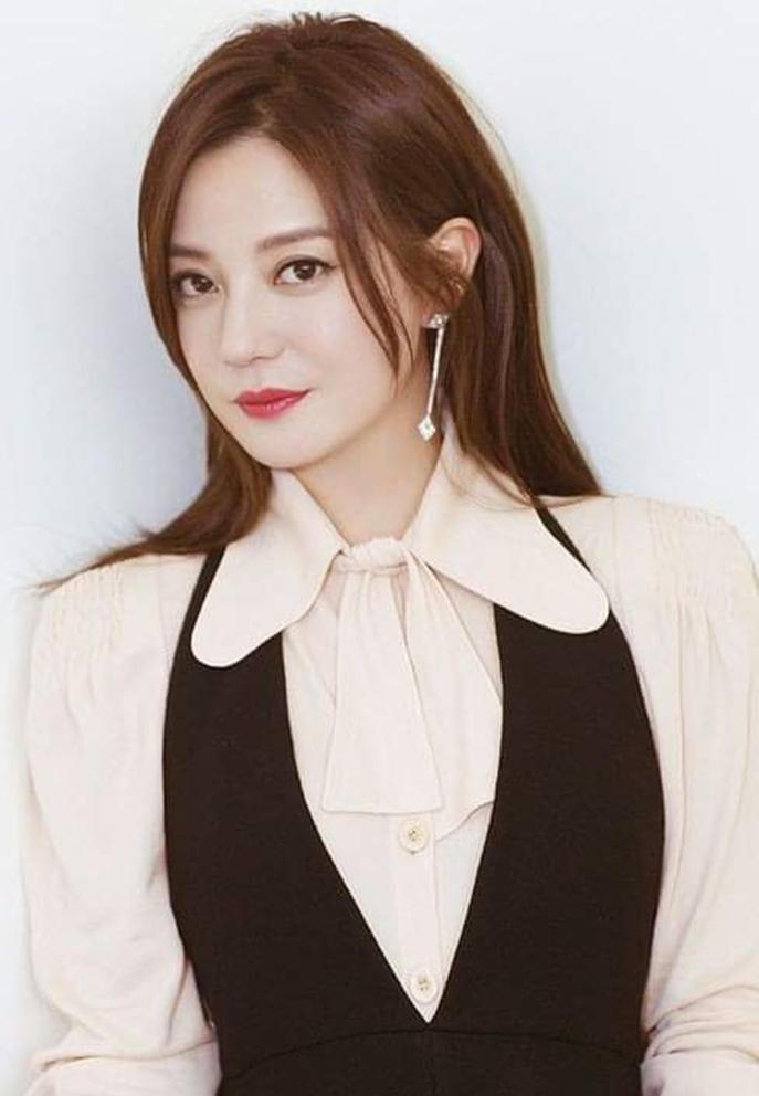 Lý do khiến Triệu Vy bị ghét, sụp đổ hoàn toàn chỉ sau một đêm