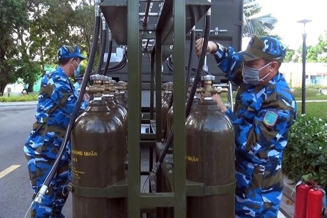 Quân đội sản xuất oxy lưu động, sẵn sàng hỗ trợ tâm dịch TP HCM