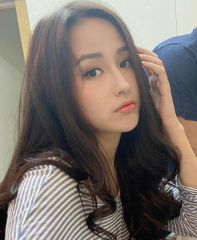 Mai Phương Thuý trổ tài bếp núc với loạt món tên' chẳng giống ai'