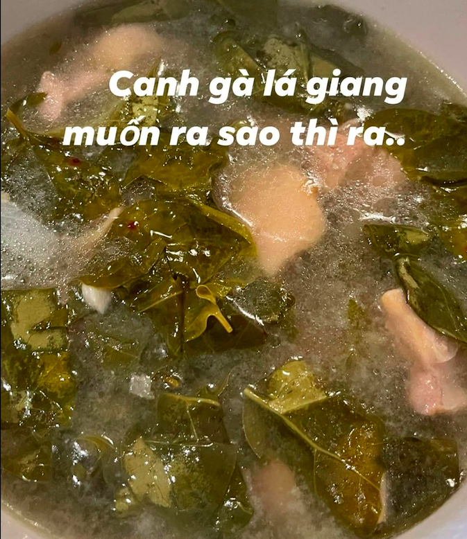 Mai Phương Thuý trổ tài bếp núc với loạt món tên' chẳng giống ai'