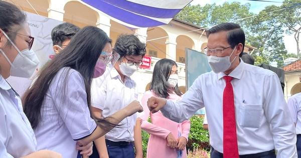 Lễ khai giảng đặc biệt của học sinh Hà Nội và cả nước 