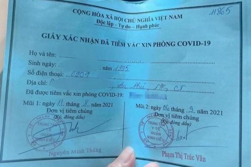Xác minh nhân thân cô gái tiêm đủ 2 mũi vaccine nhờ “xin ông anh”