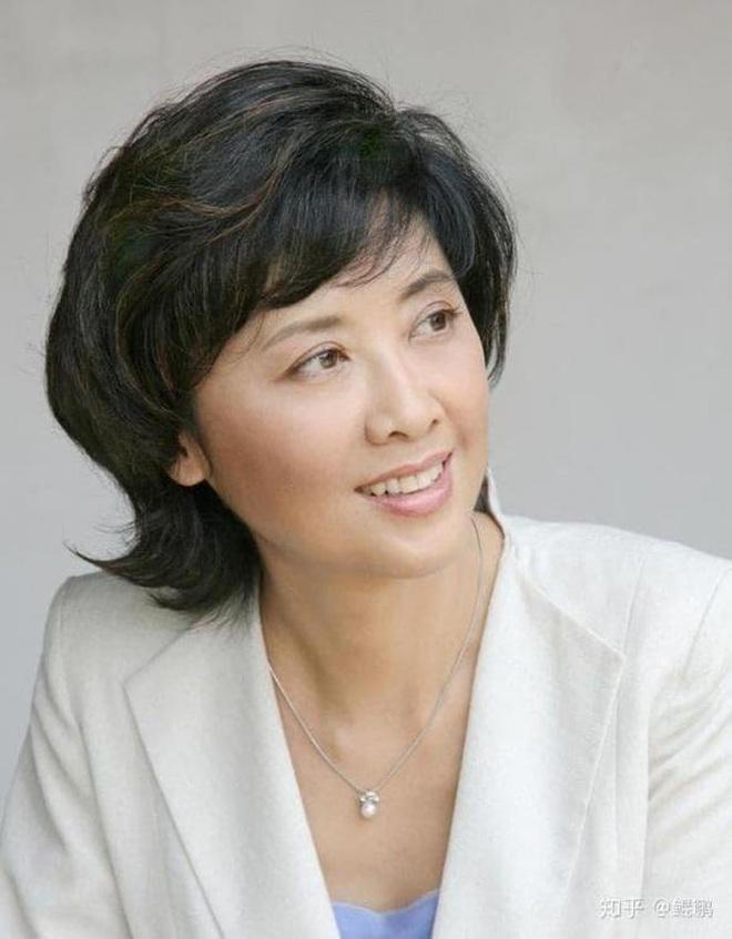 Mỹ nhân đẹp nhất Tây Du Ký và 'ồn ào' tình cảm với 'Đường Tăng'