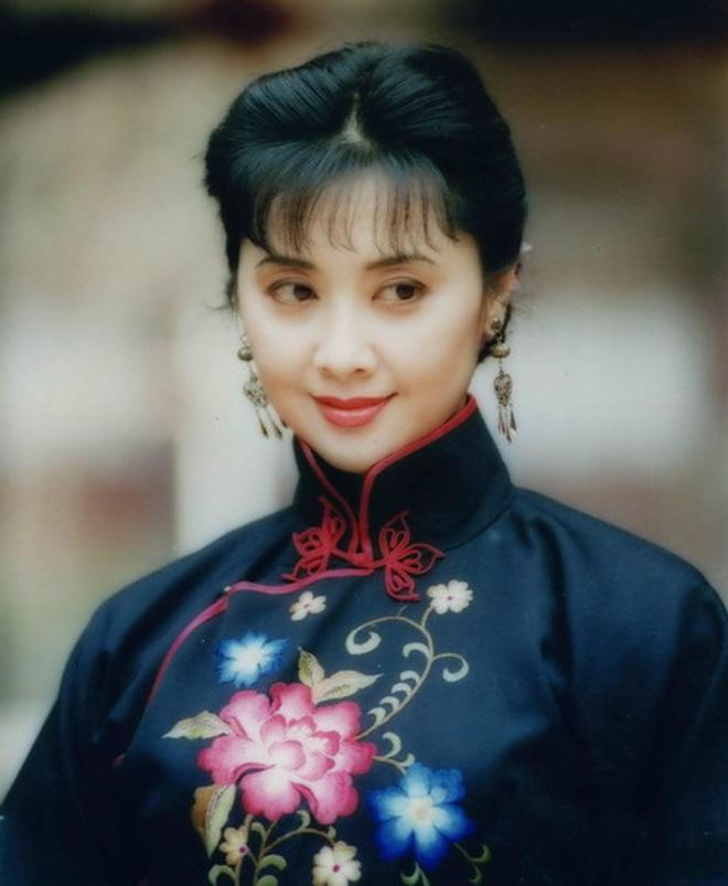 Mỹ nhân đẹp nhất Tây Du Ký và 'ồn ào' tình cảm với 'Đường Tăng'