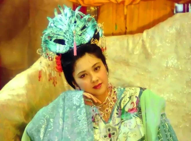 Mỹ nhân đẹp nhất Tây Du Ký và 'ồn ào' tình cảm với 'Đường Tăng'