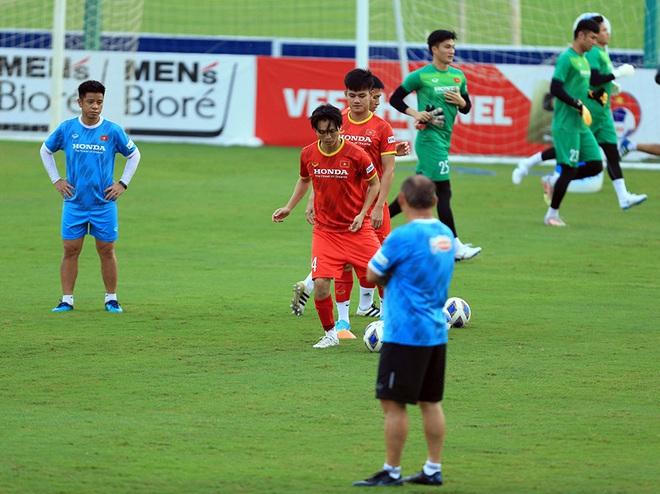 Công Phượng, Tiến Linh lại khiến đội tuyển Trung Quốc lo lắng