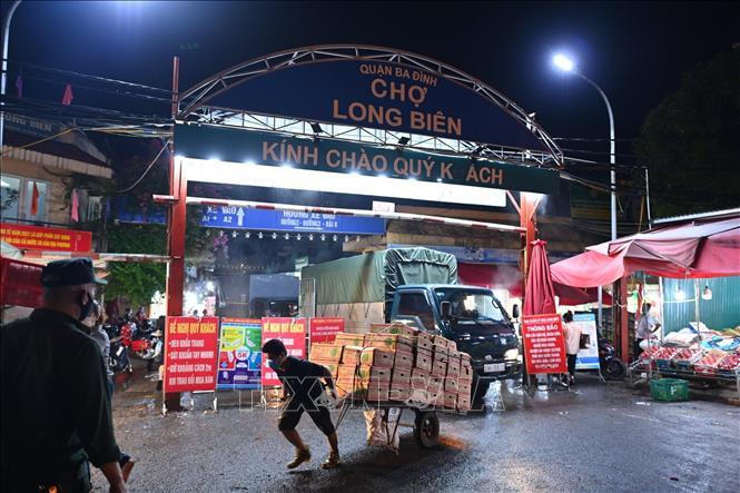 Chợ Long Biên hoạt động trở lại từ 0h ngày 21/10