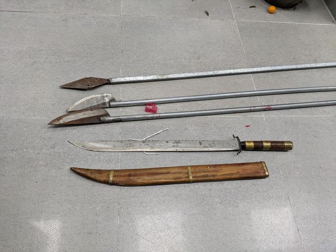 Người đi đường chết oan vì bị 17 thanh, thiếu niên chém nhầm - Ảnh 2.