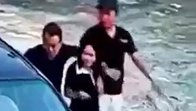 Khởi tố phó giám đốc công ty khoáng sản hiếp dâm nữ tiếp viên quán karaoke