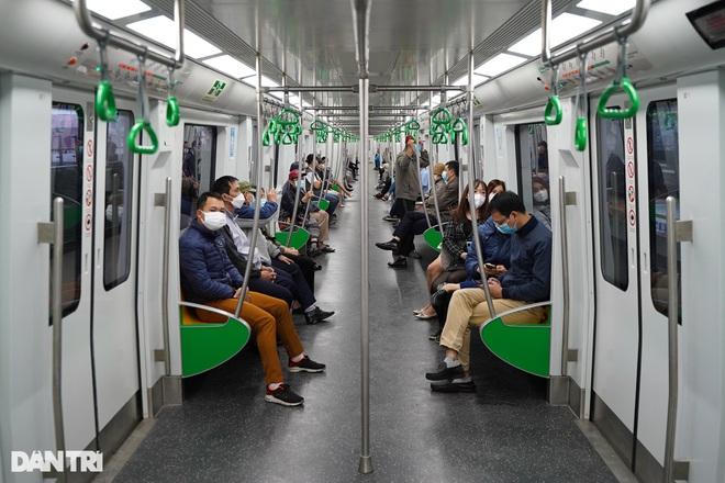 Những chuyện 'dở khóc, dở cười' trên tàu Cát Linh - Hà Đông