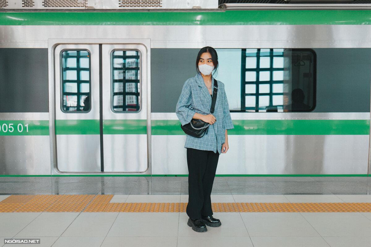 Những góc check in cực chất ở ga tàu điện Cát Linh - Hà Đông