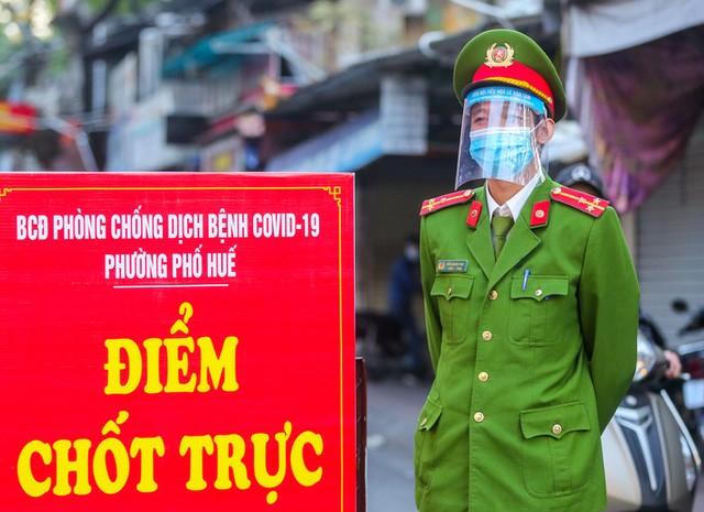 Hà Nội: Phong tỏa khu tập thể có 60 ca F0 - Ảnh 2.