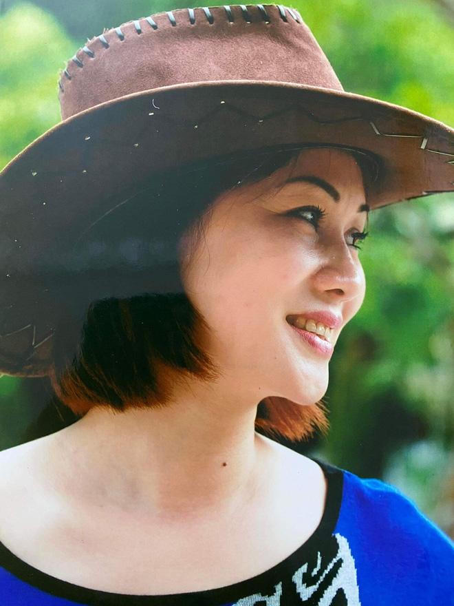 9x khoe ảnh cưới của mẹ hơn 20 năm trước, danh tính cô dâu khiến nhiều người kinh ngạc